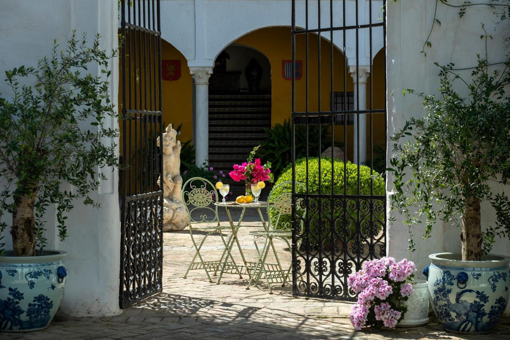 Cortijo Torre De La Reina Hotel Exterior photo